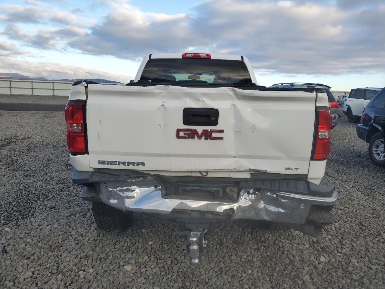 2016 GMC Sierra