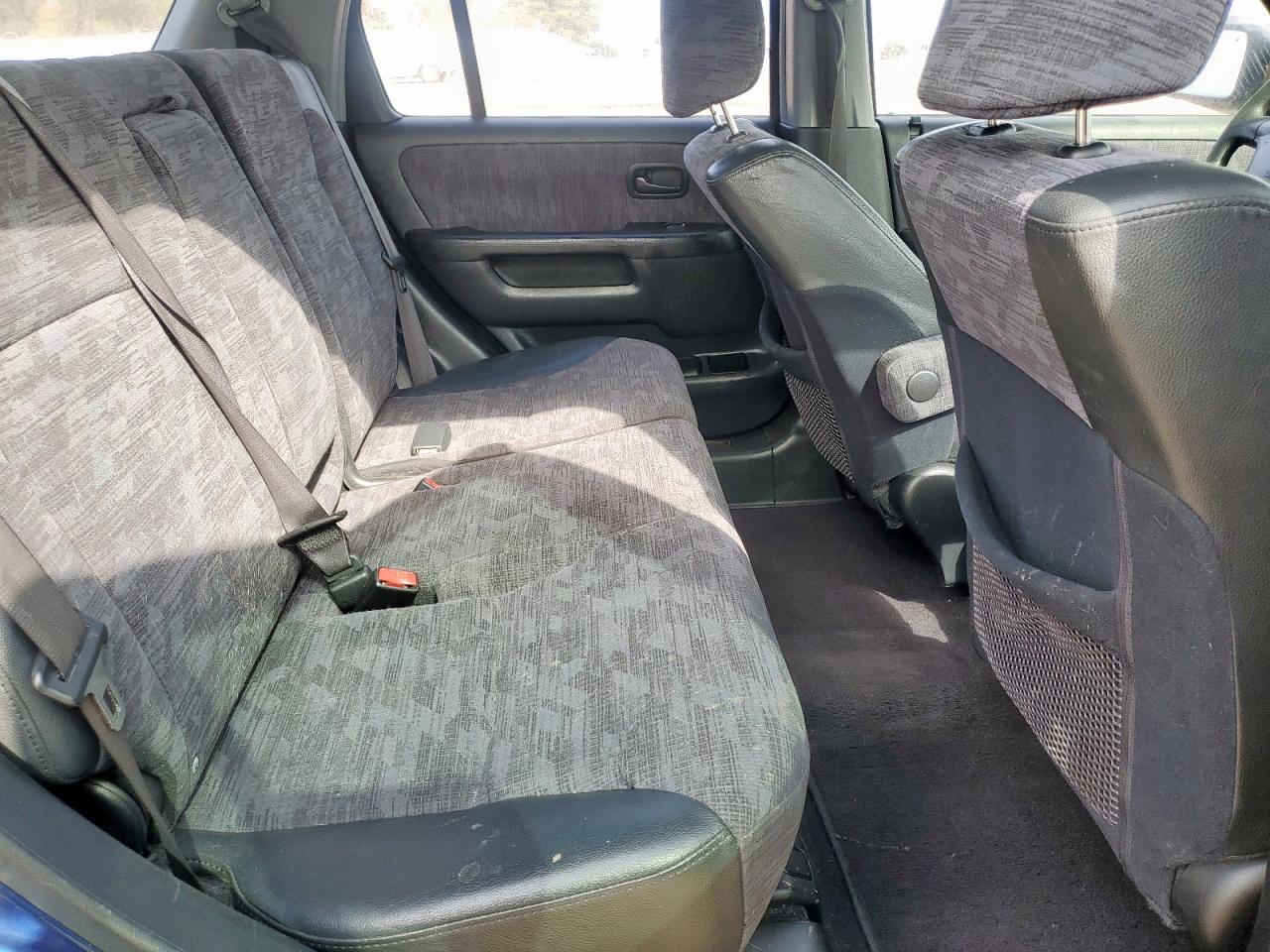 2004 HONDA CR-V