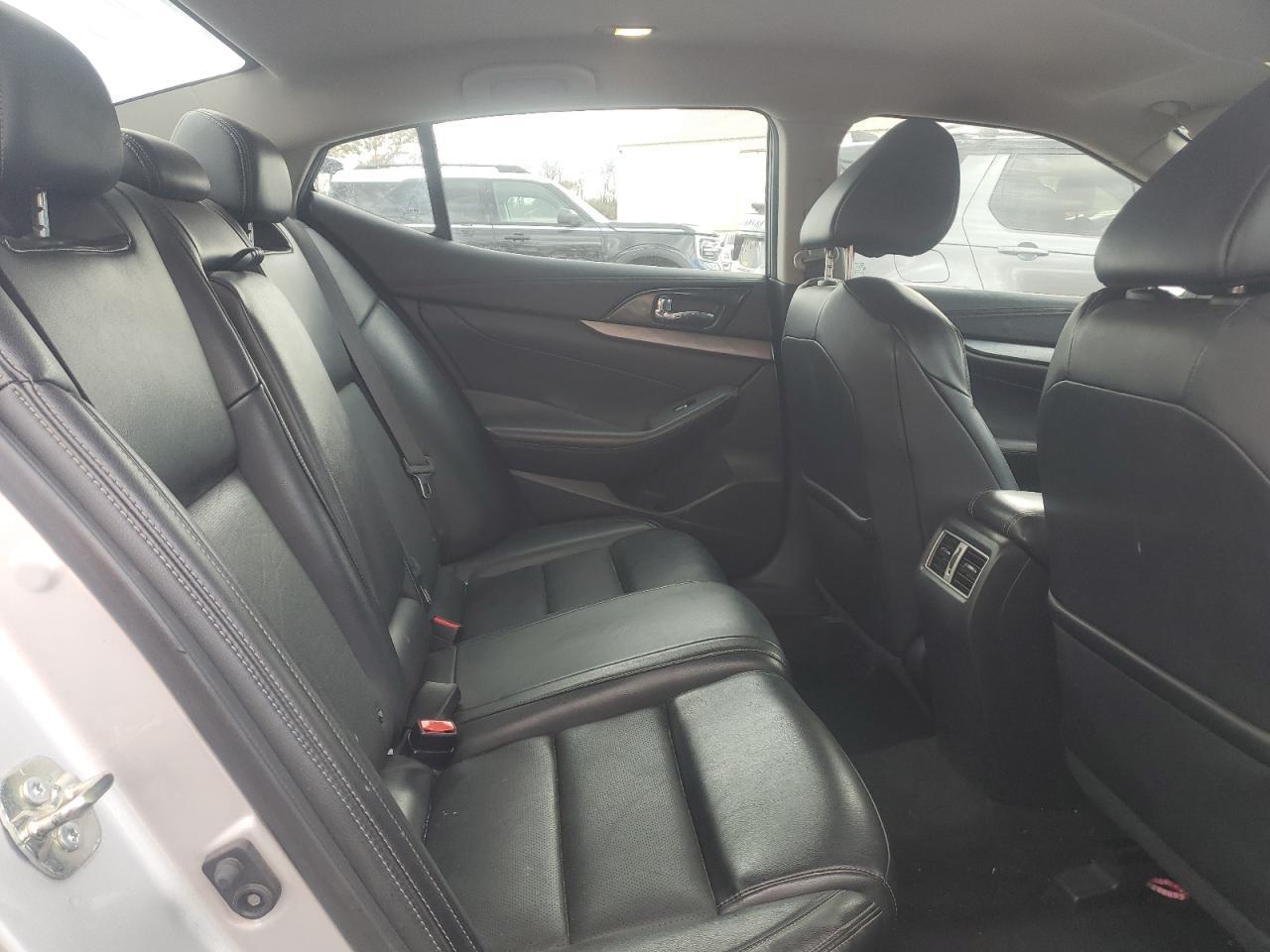 2017 NISSAN Maxima