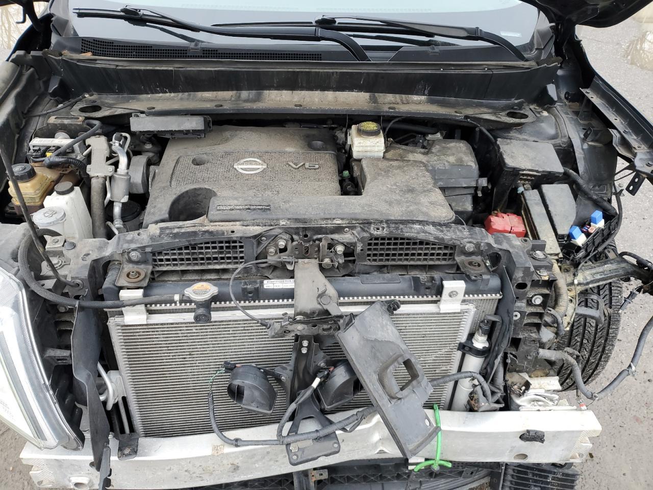 2016 NISSAN PATHFINDER