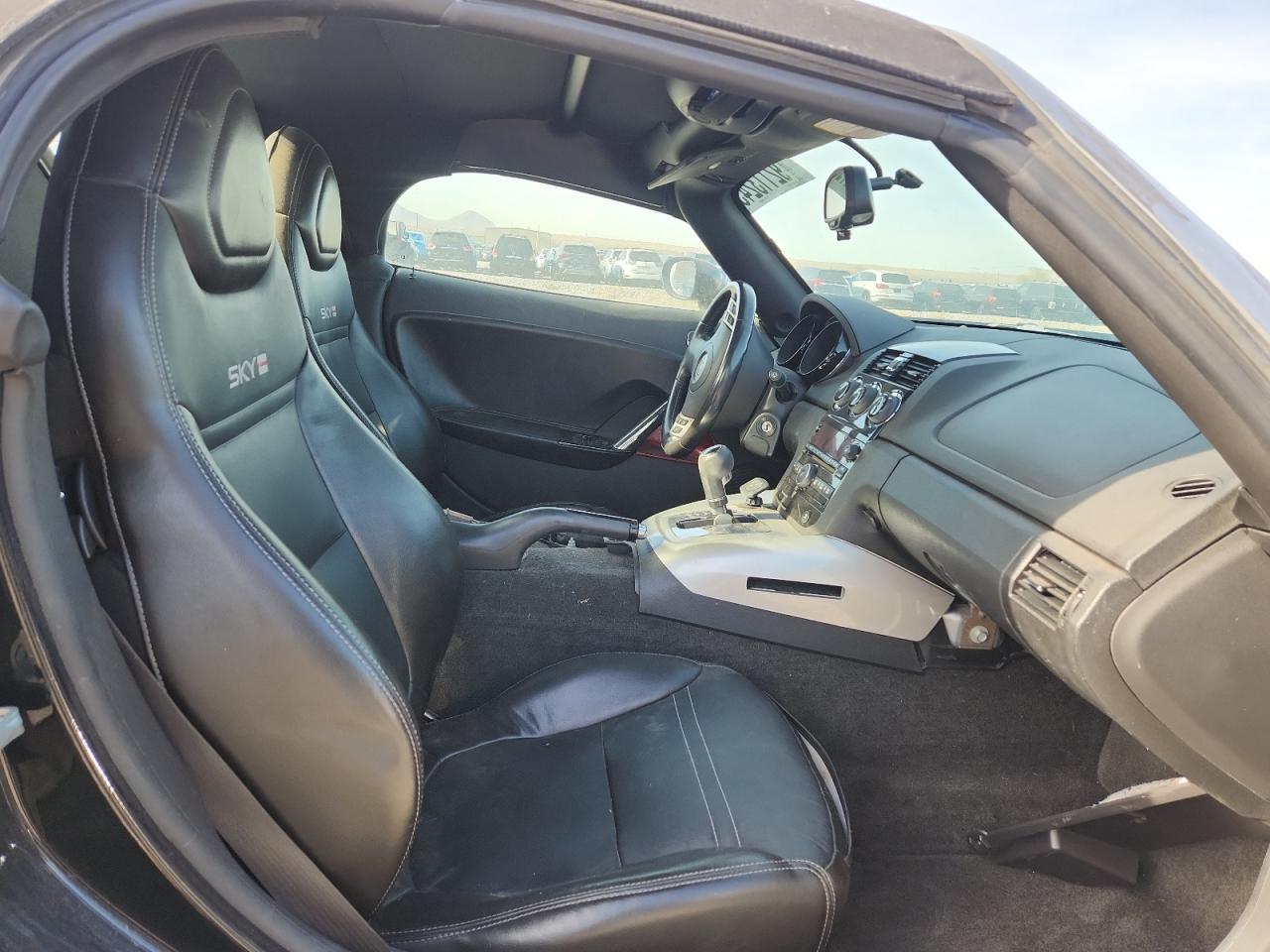 2008 SATURN Sky