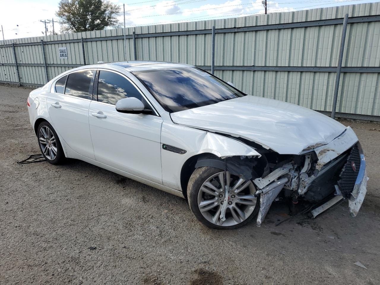2019 JAGUAR XE