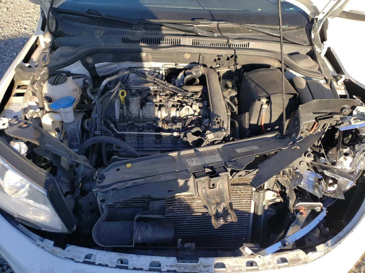 2016 VOLKSWAGEN JETTA