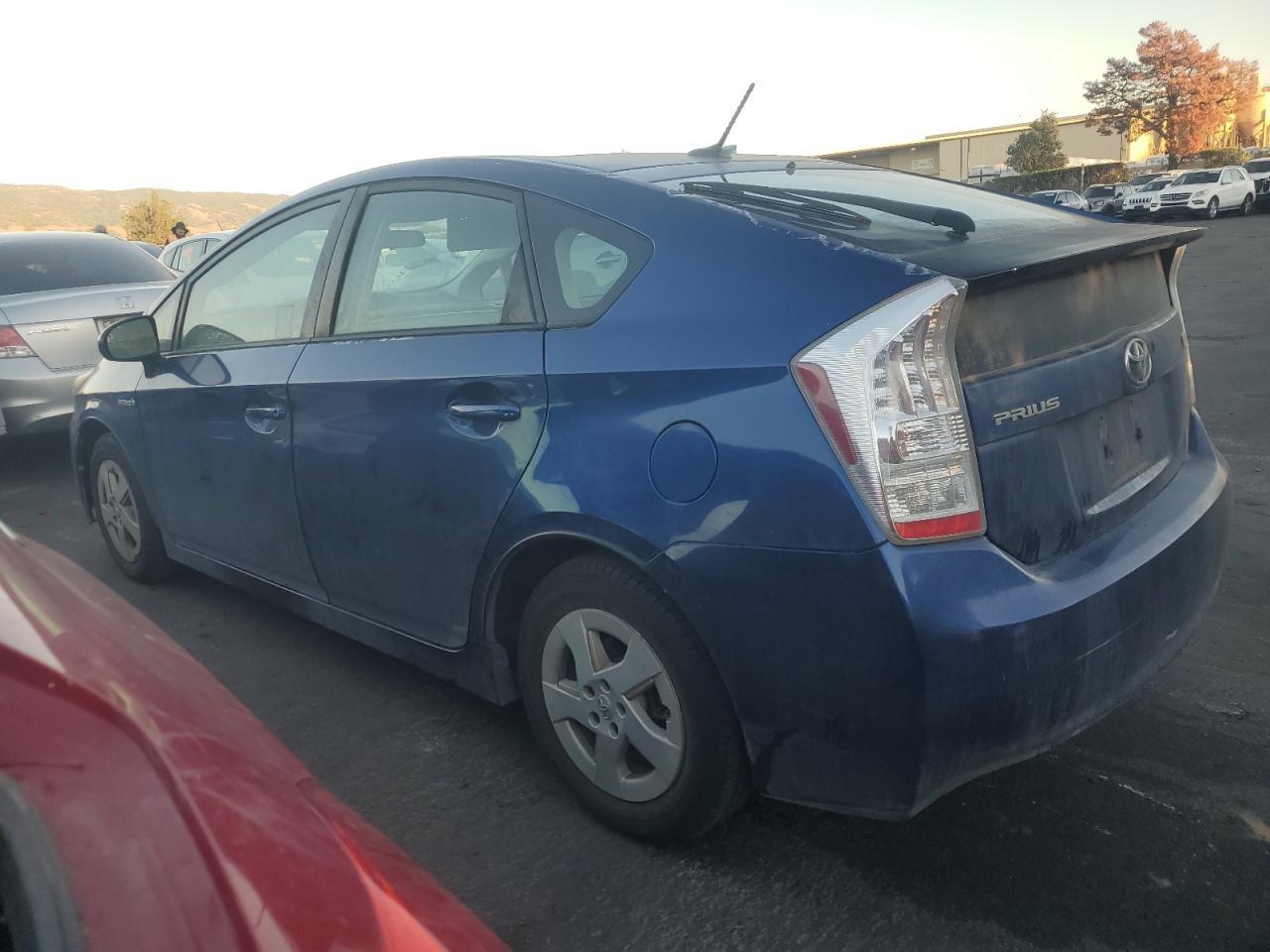 2011 TOYOTA PRIUS