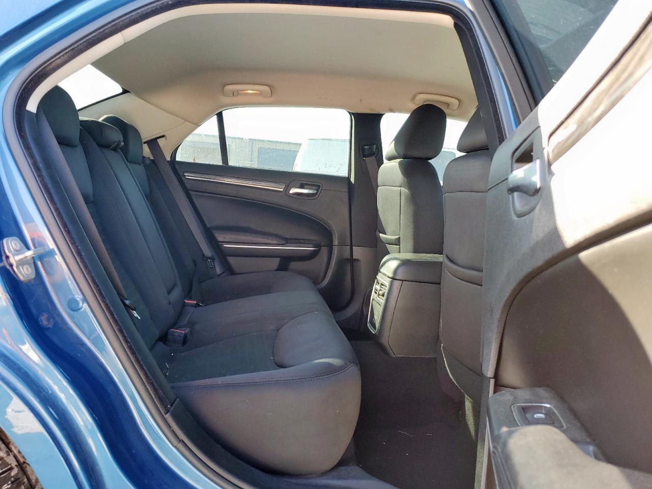 2020 CHRYSLER 300