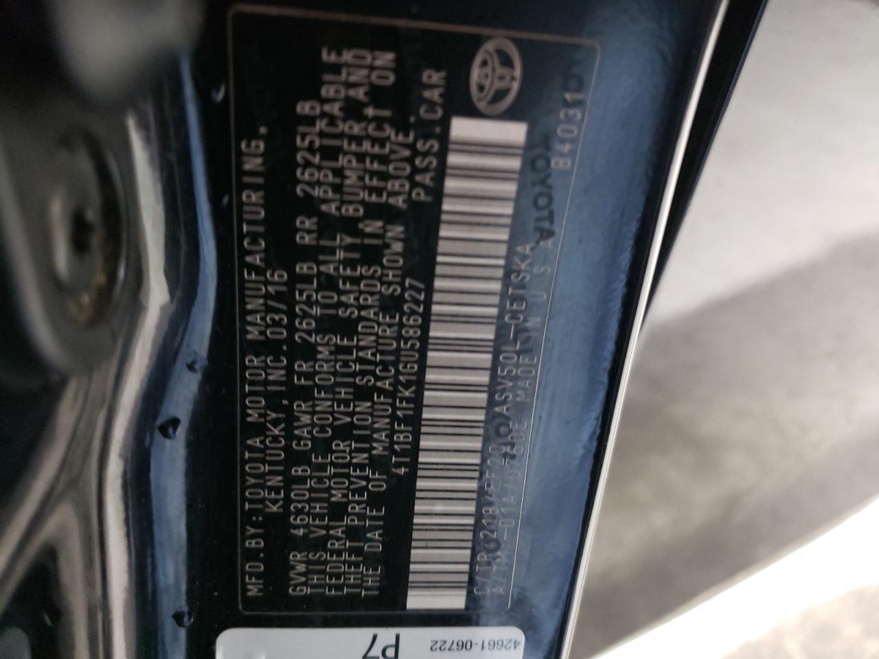 2016 TOYOTA CAMRY