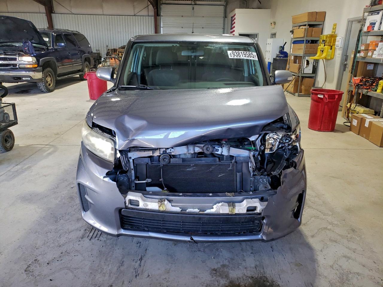 2012 TOYOTA SCION