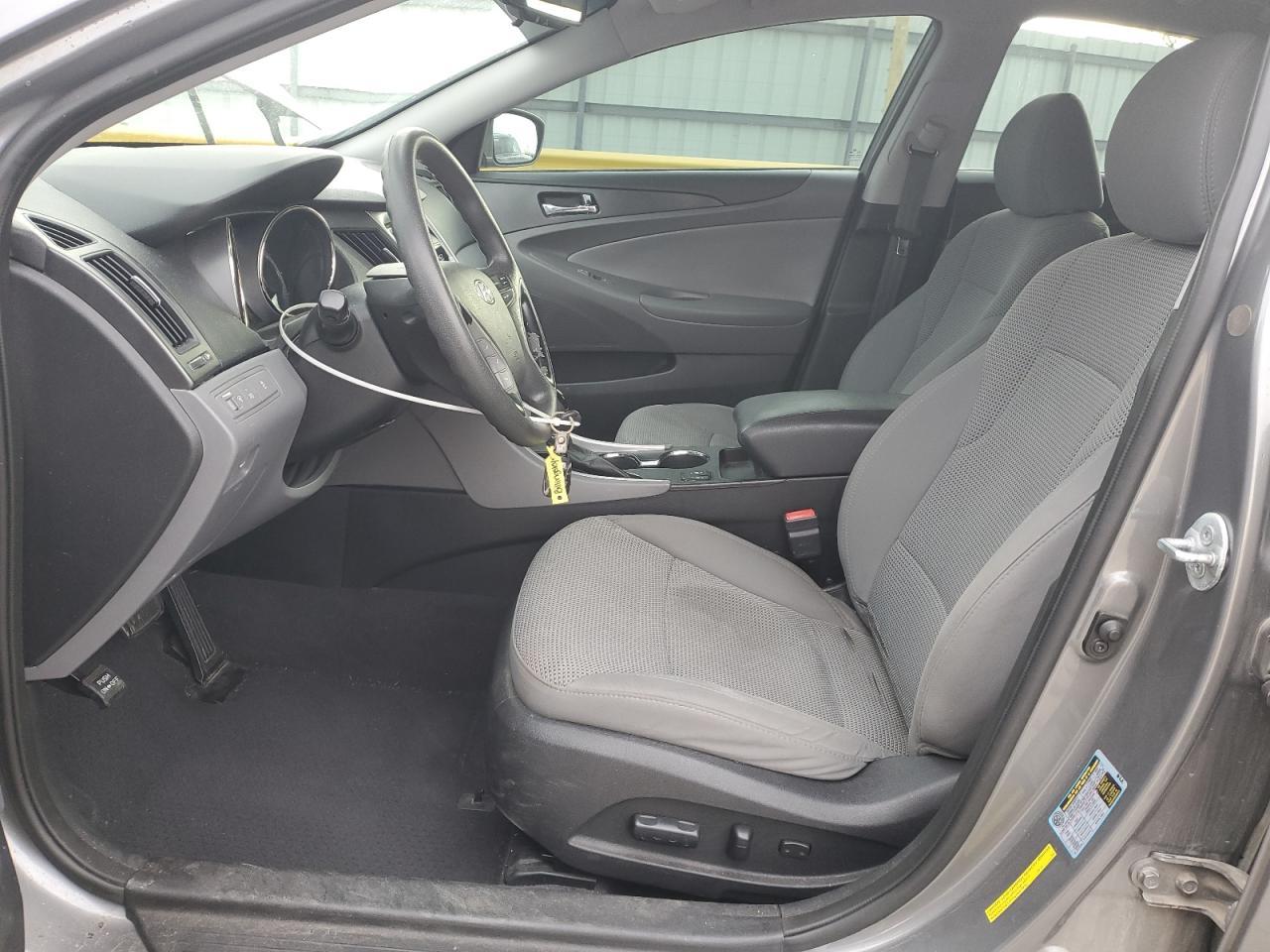 2013 HYUNDAI SONATA