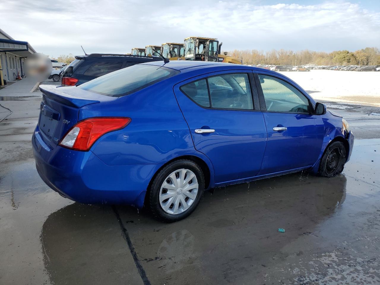 2014 NISSAN VERSA