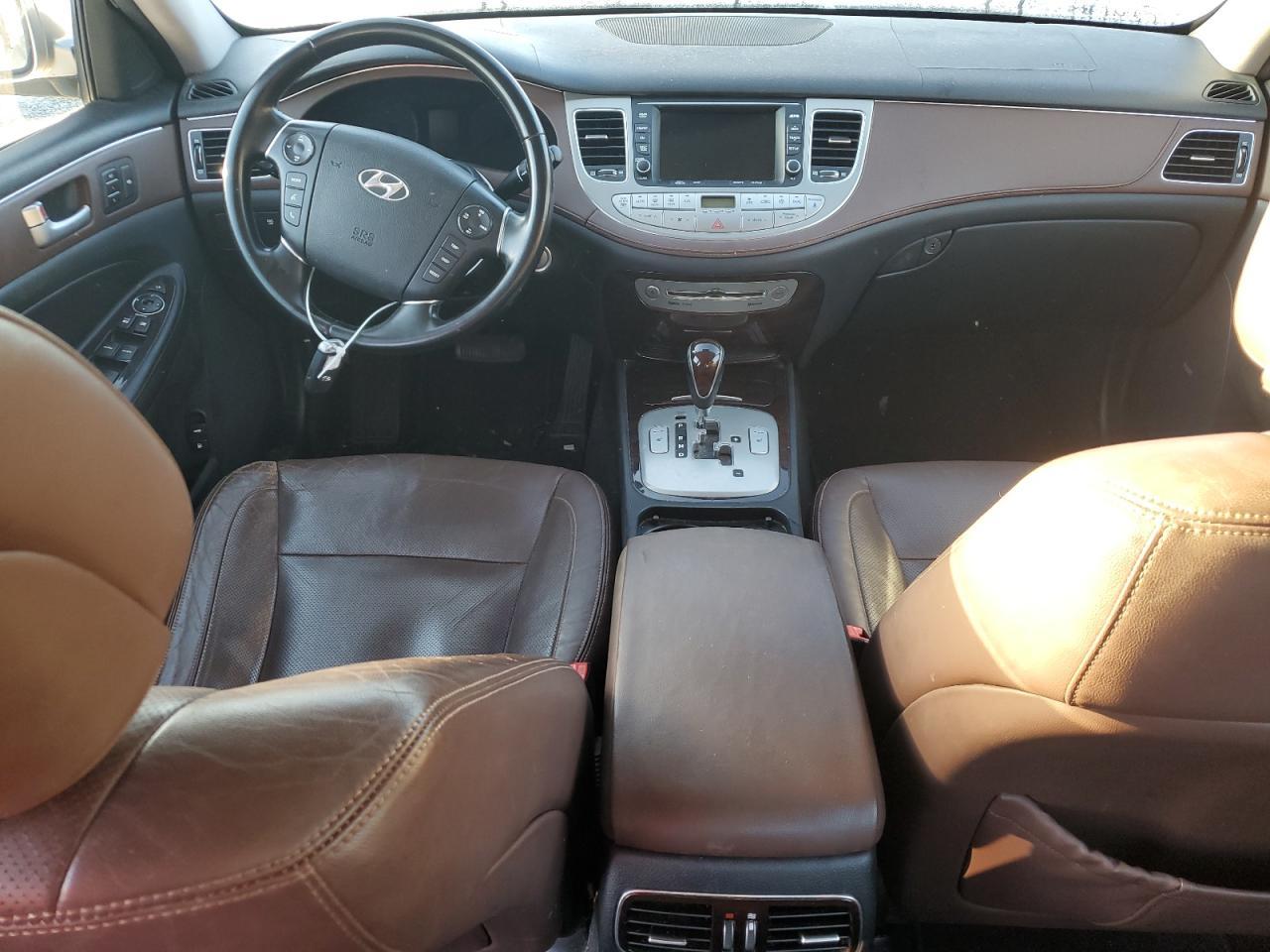 2012 HYUNDAI GENESIS