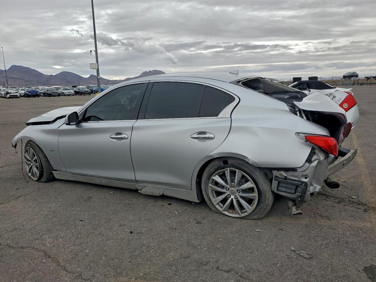 2017 INFINITI Q50