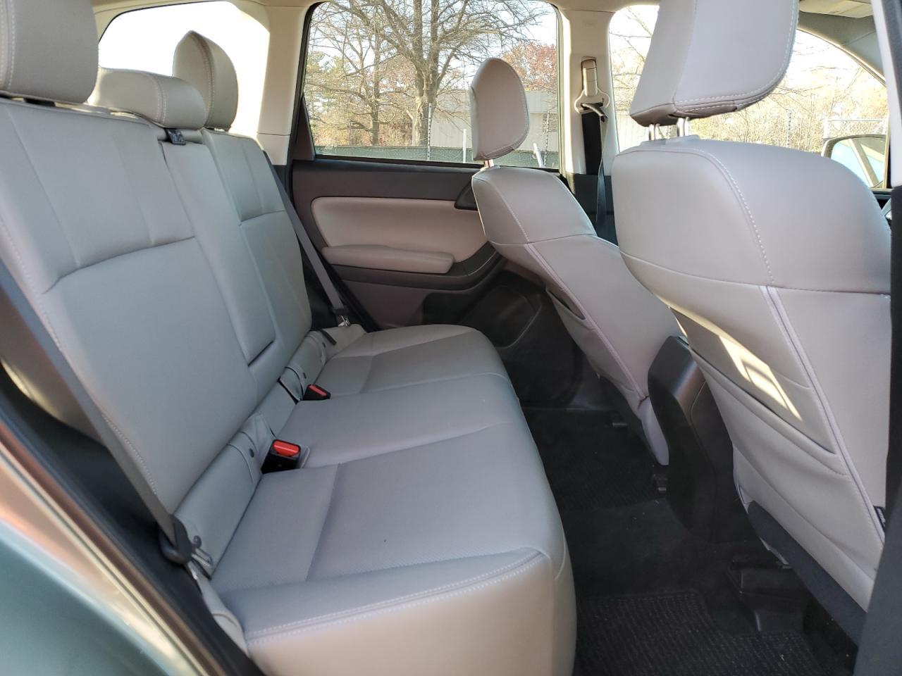 2015 SUBARU FORESTER