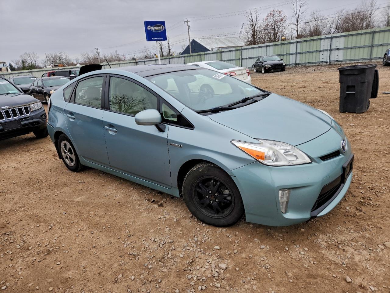 2014 TOYOTA PRIUS