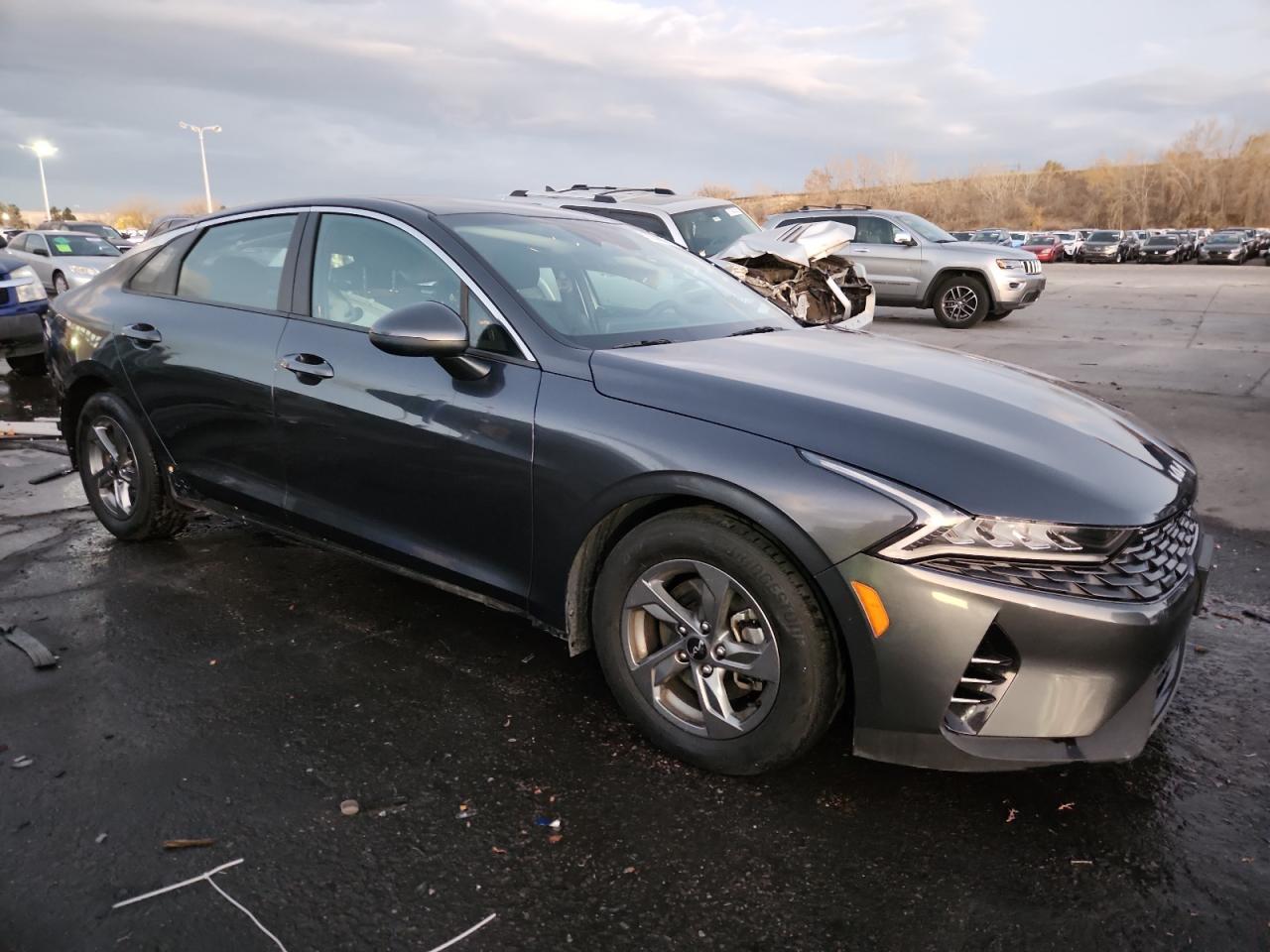 2022 KIA K5