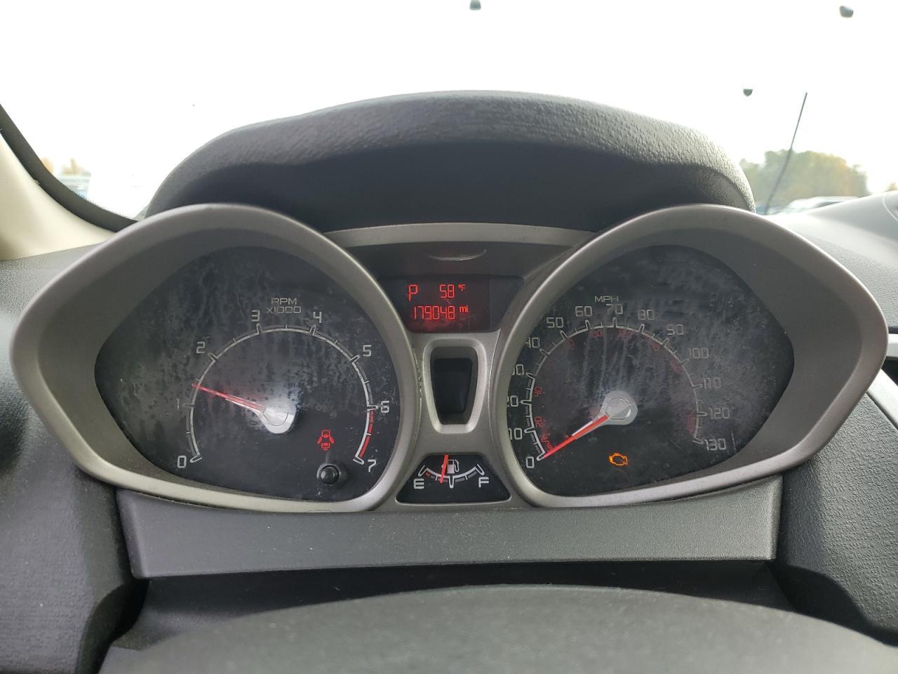 2011 FORD Fiesta