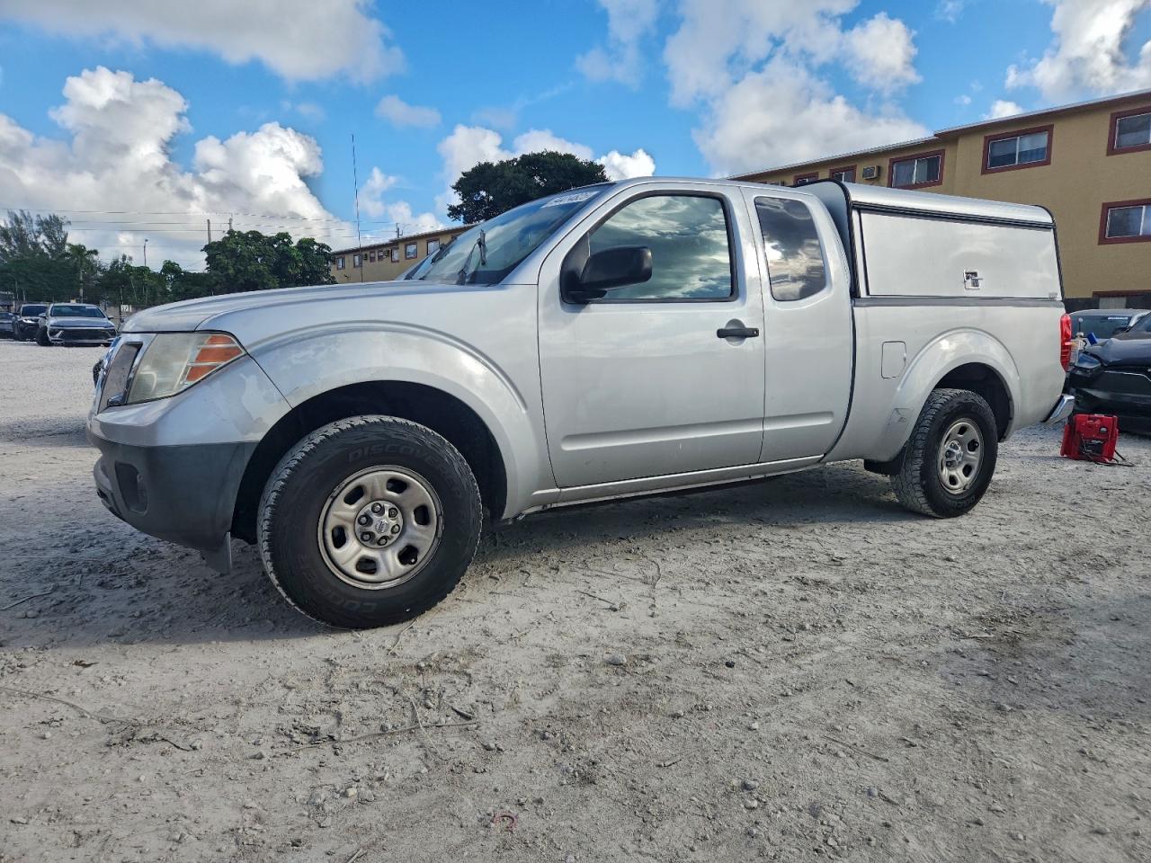 2012 NISSAN Frontier