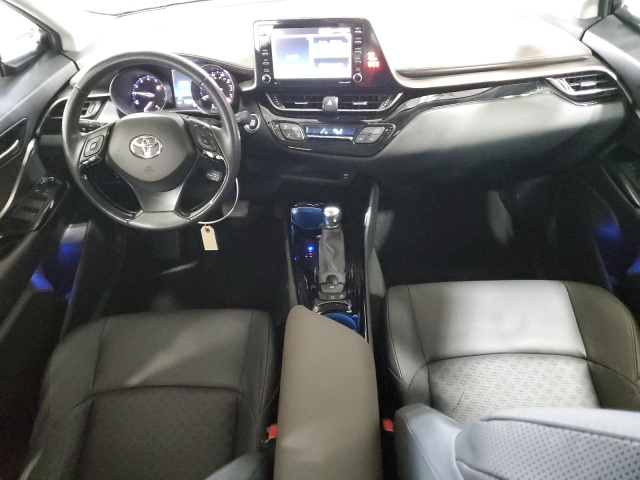 2021 TOYOTA C-HR