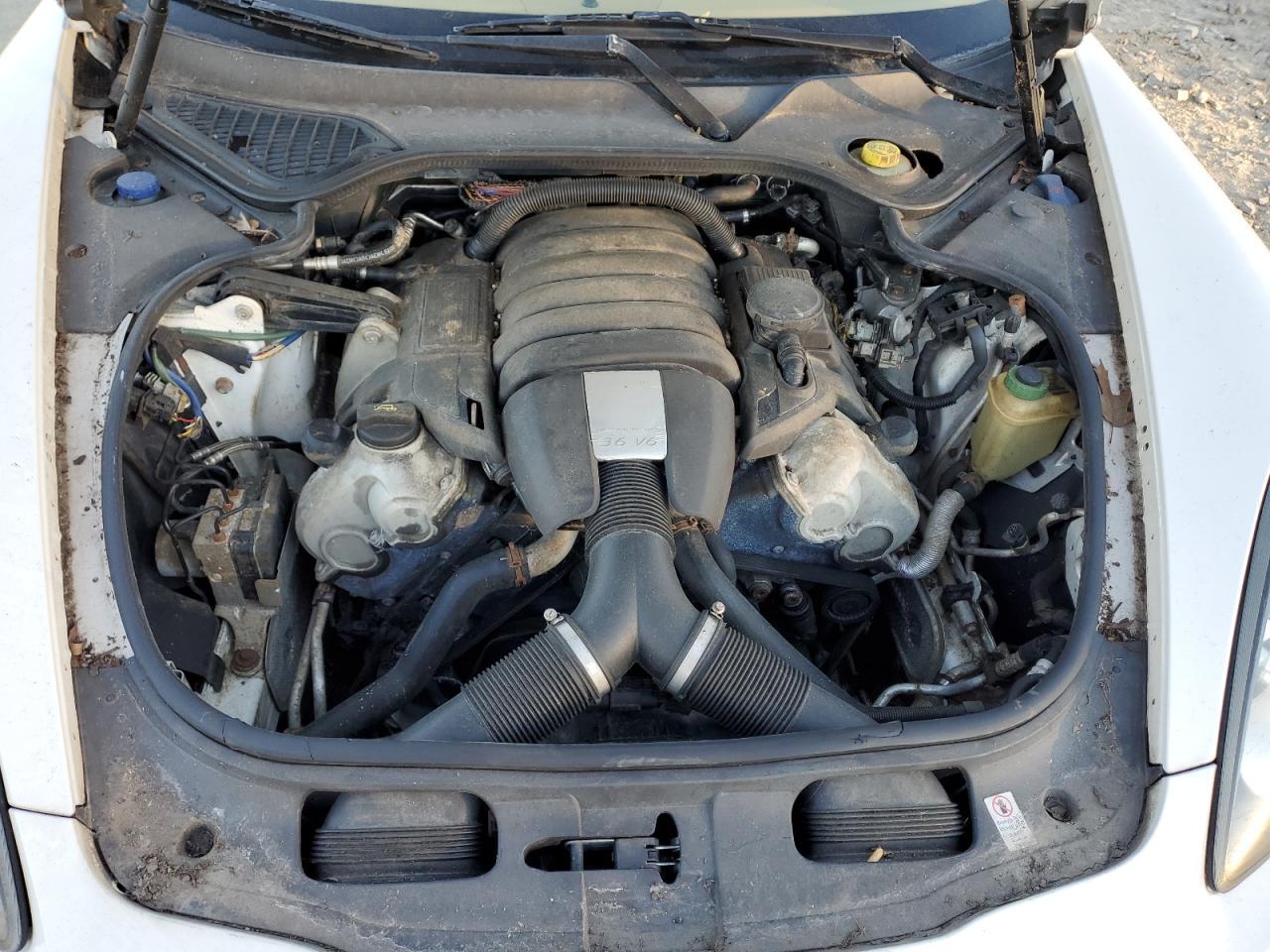 2011 PORSCHE Panamera