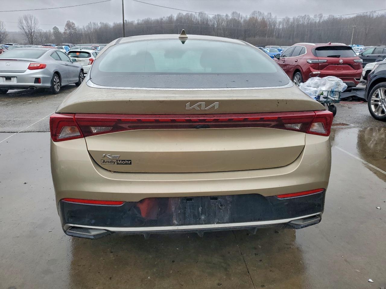 2022 KIA K5