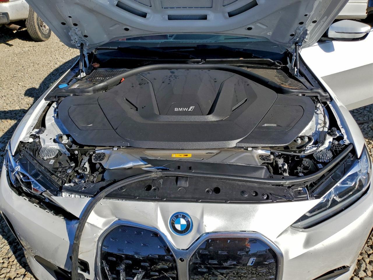 2024 BMW i4