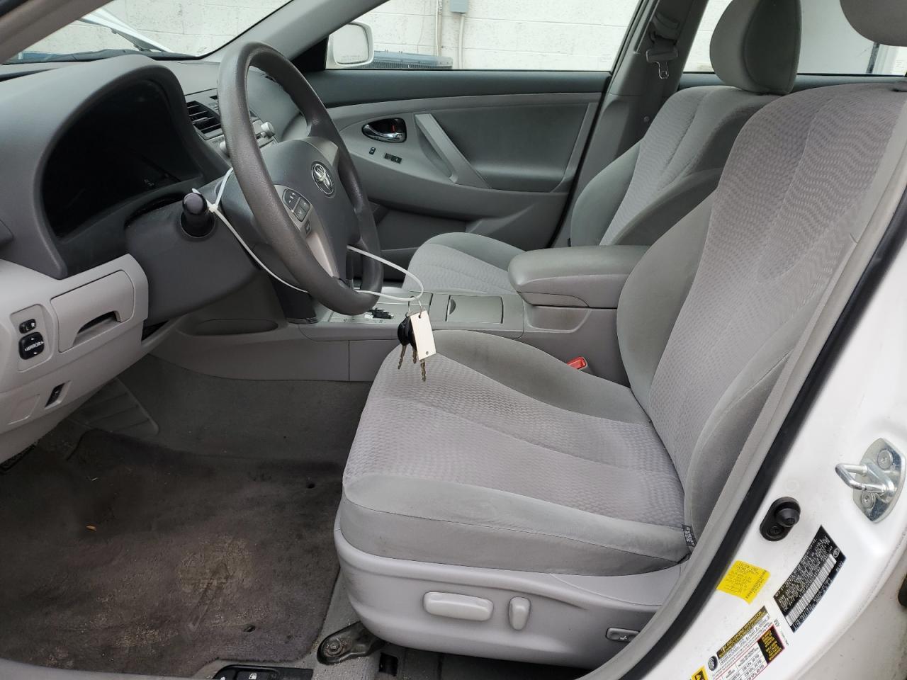 2011 TOYOTA CAMRY