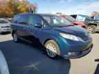 2011 TOYOTA SIENNA