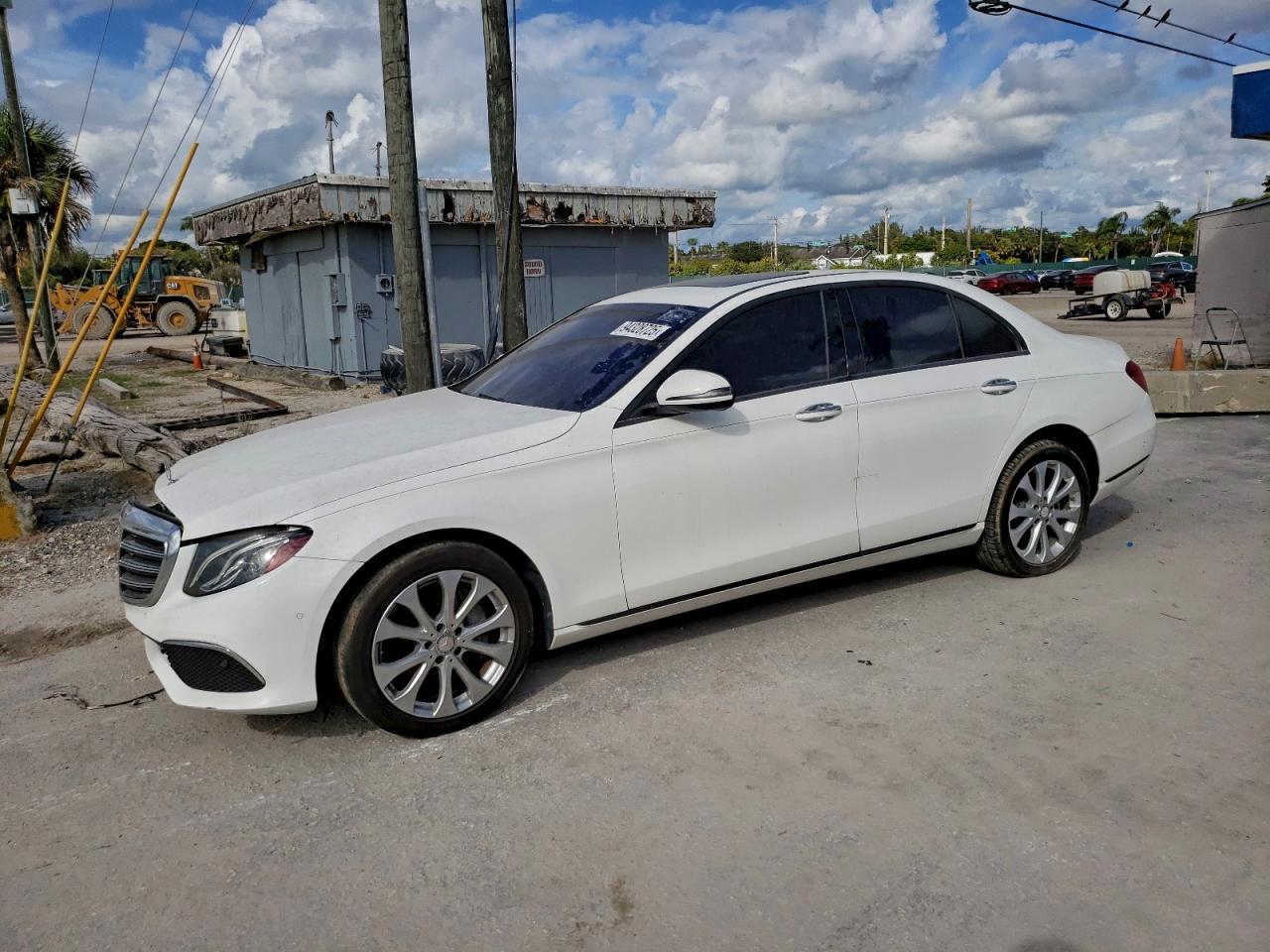 2017 MERCEDES-BENZ E-Class