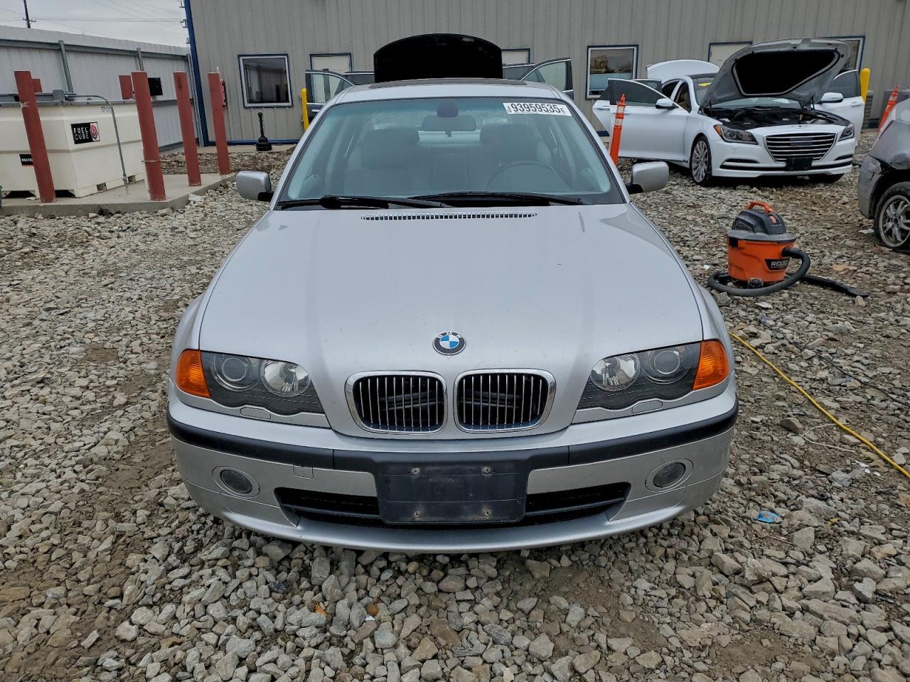 2001 BMW 3 SERIES