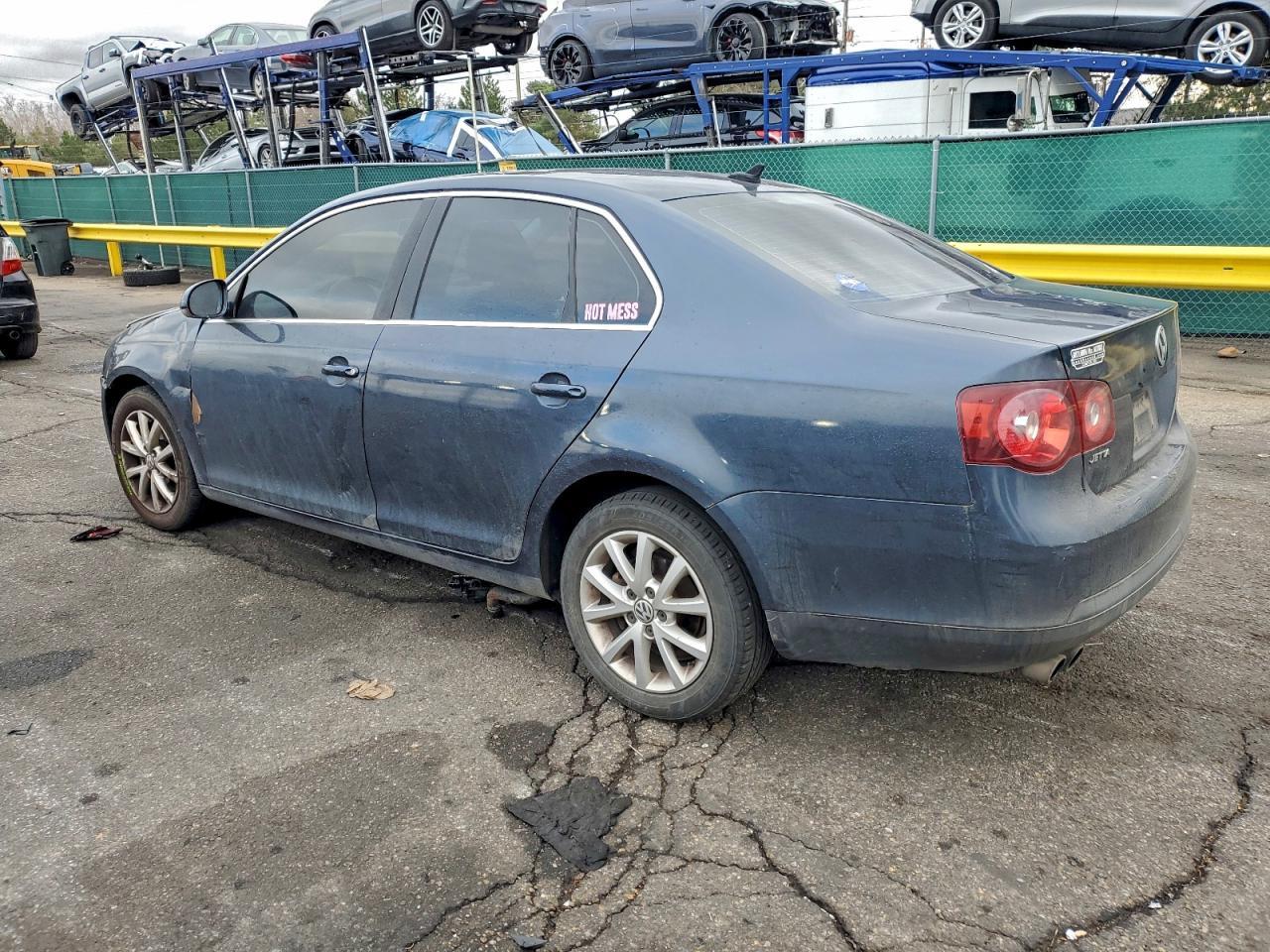 2010 VOLKSWAGEN JETTA