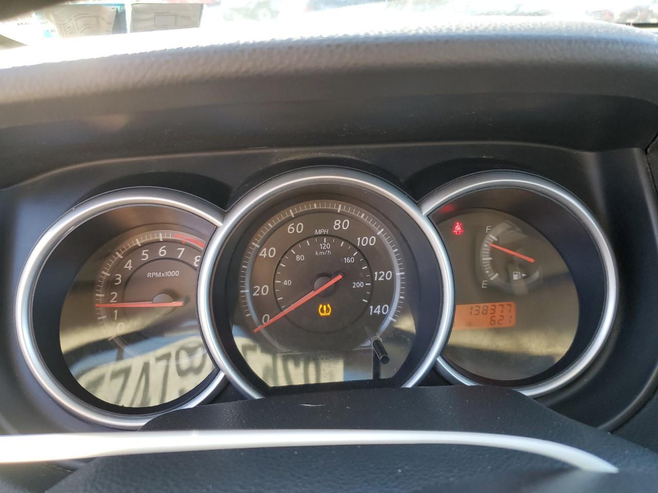 2010 NISSAN VERSA