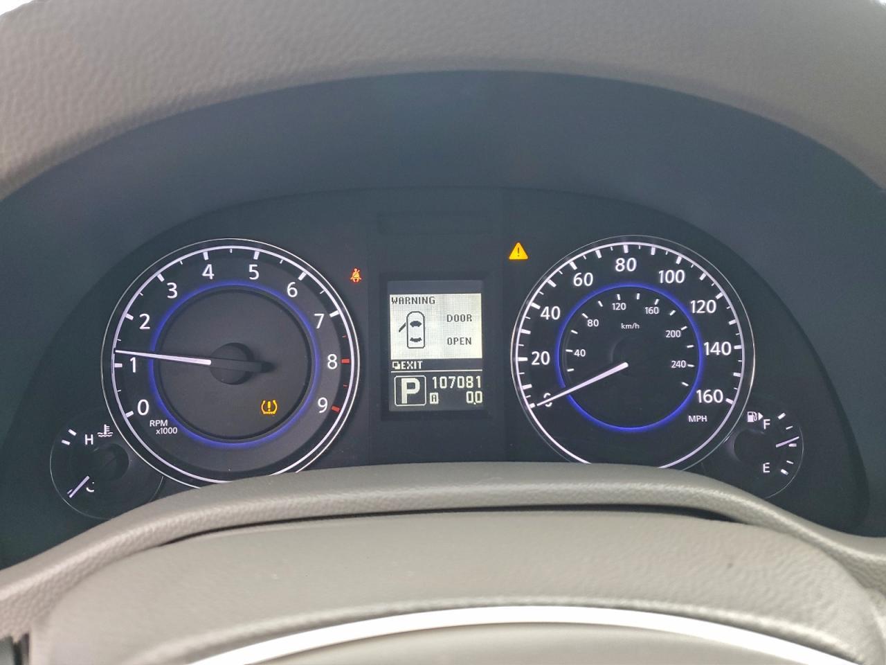 2011 INFINITI G37