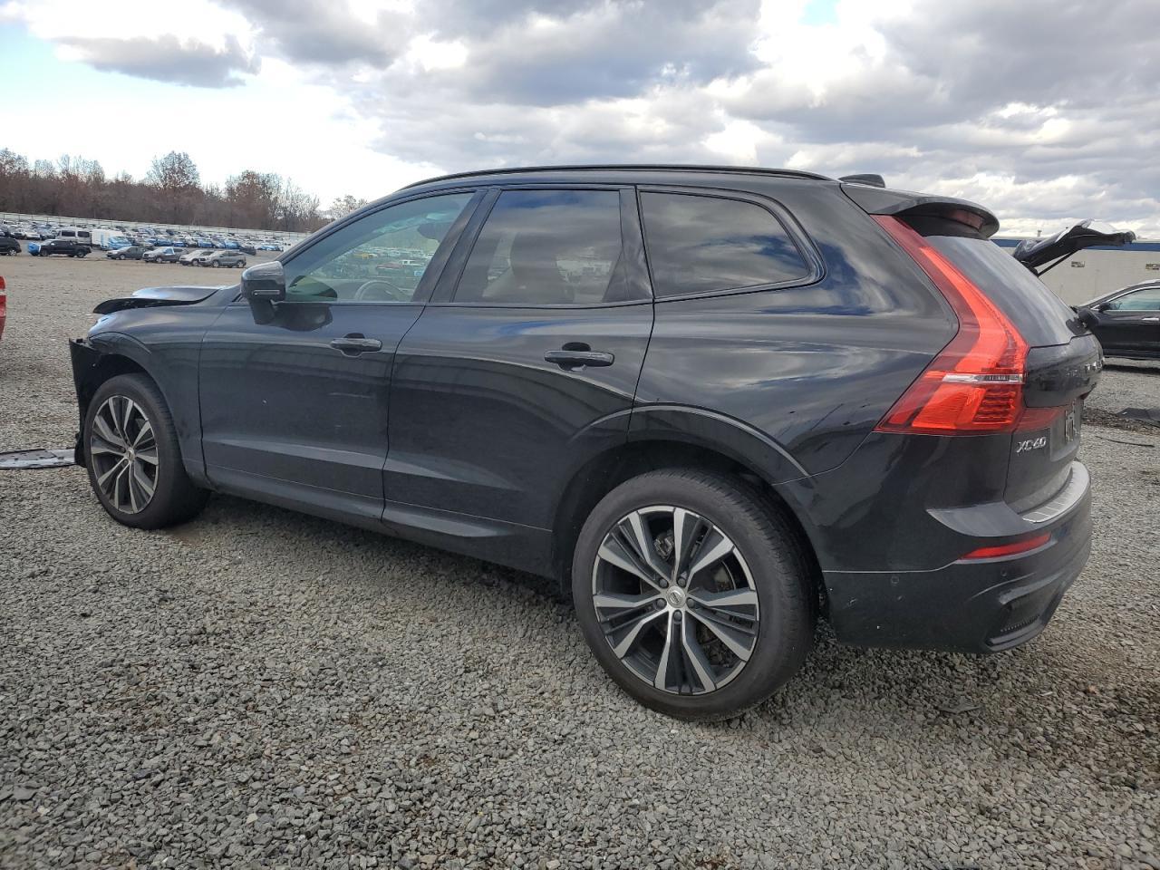 2024 VOLVO XC60