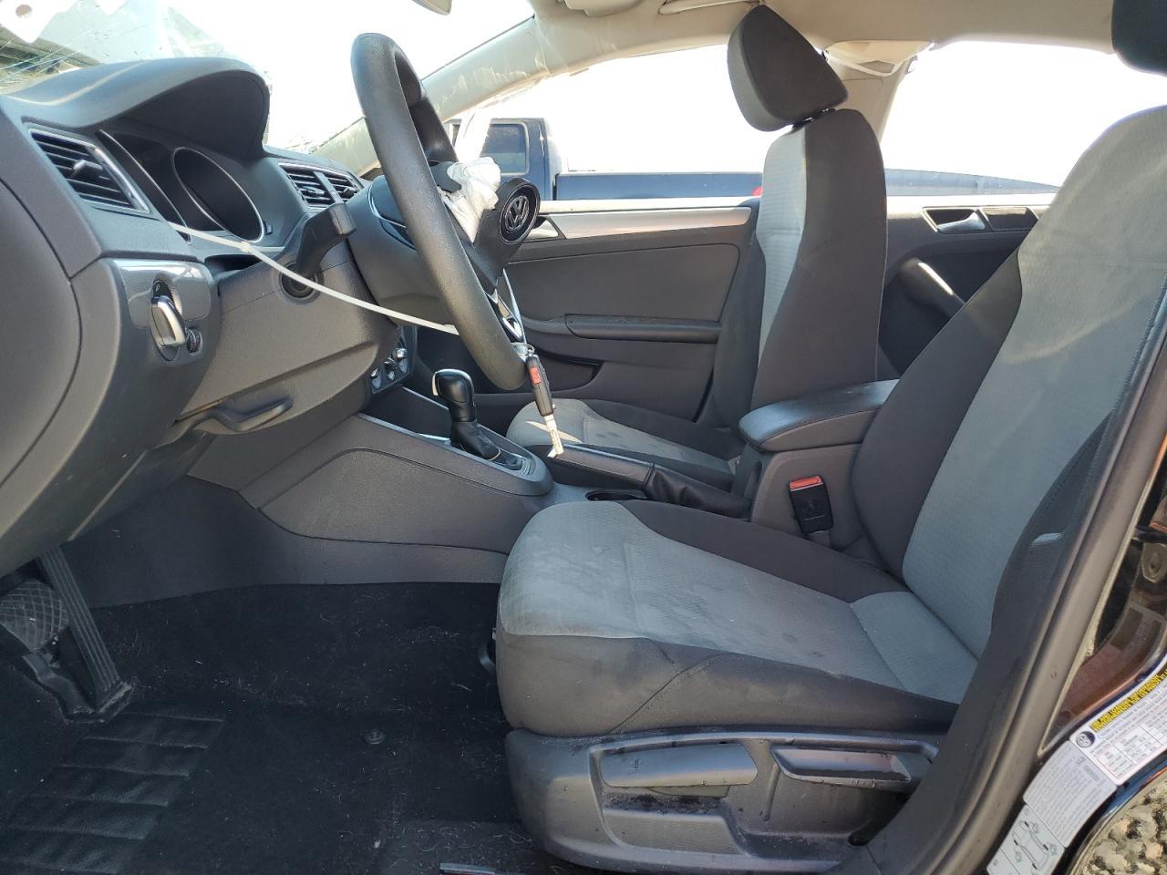 2017 VOLKSWAGEN JETTA