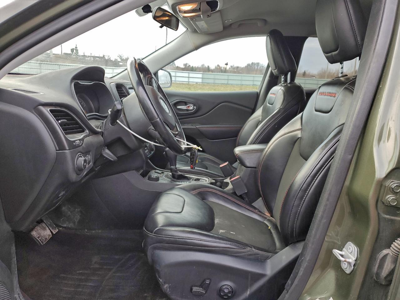 2019 JEEP CHEROKEE