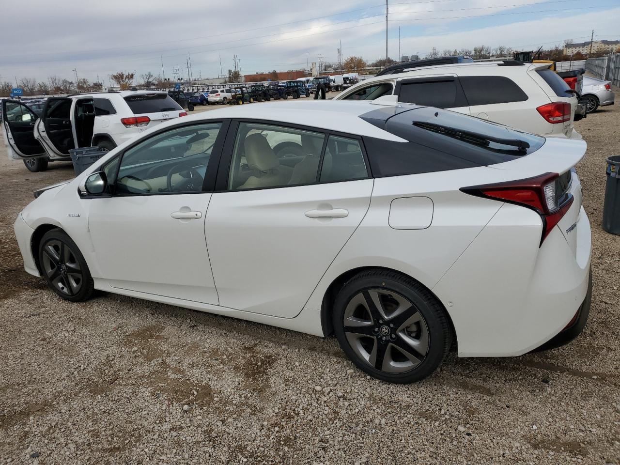 2019 TOYOTA PRIUS