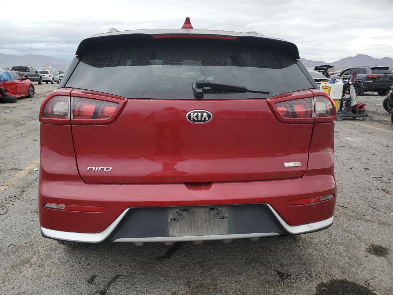 2017 KIA Niro