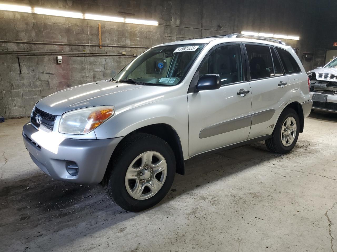 2005 TOYOTA RAV4