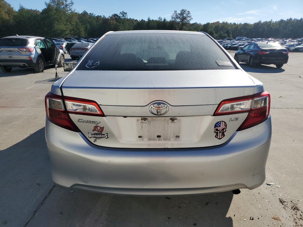 2014 TOYOTA CAMRY