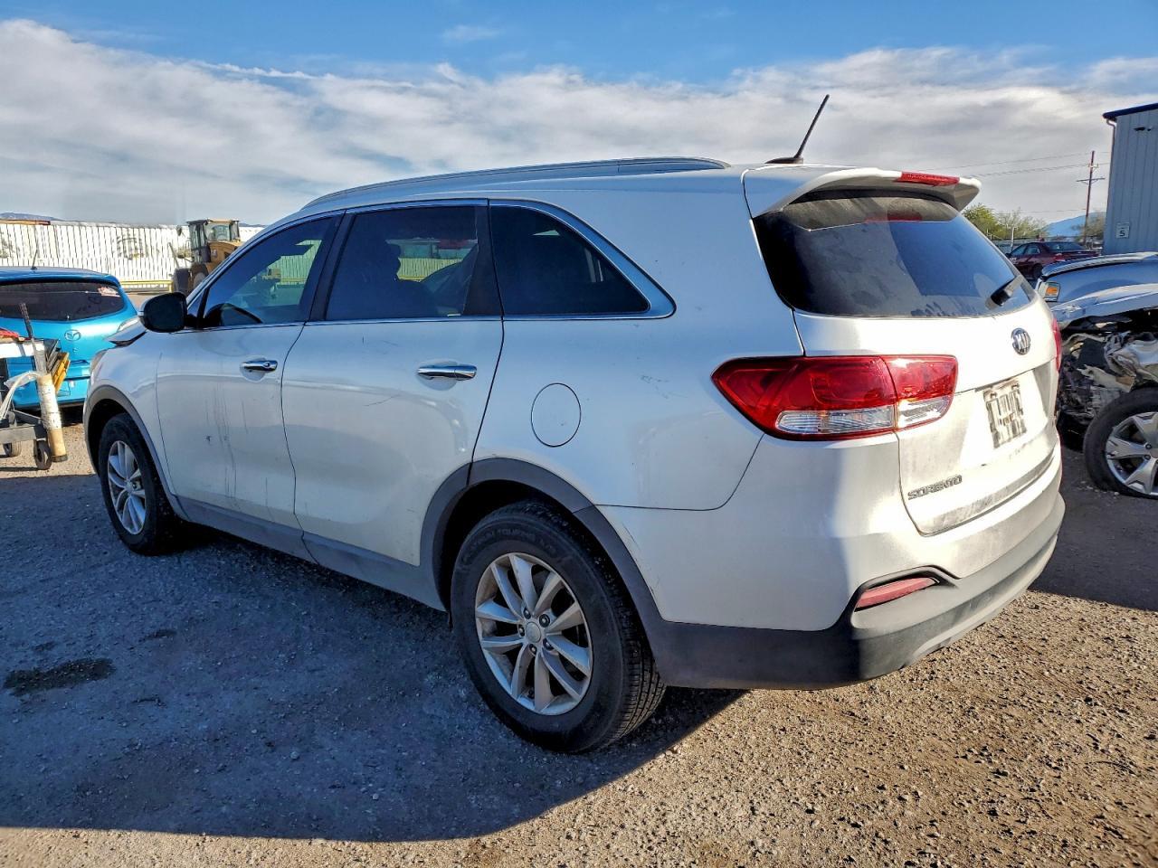 2017 KIA SORENTO