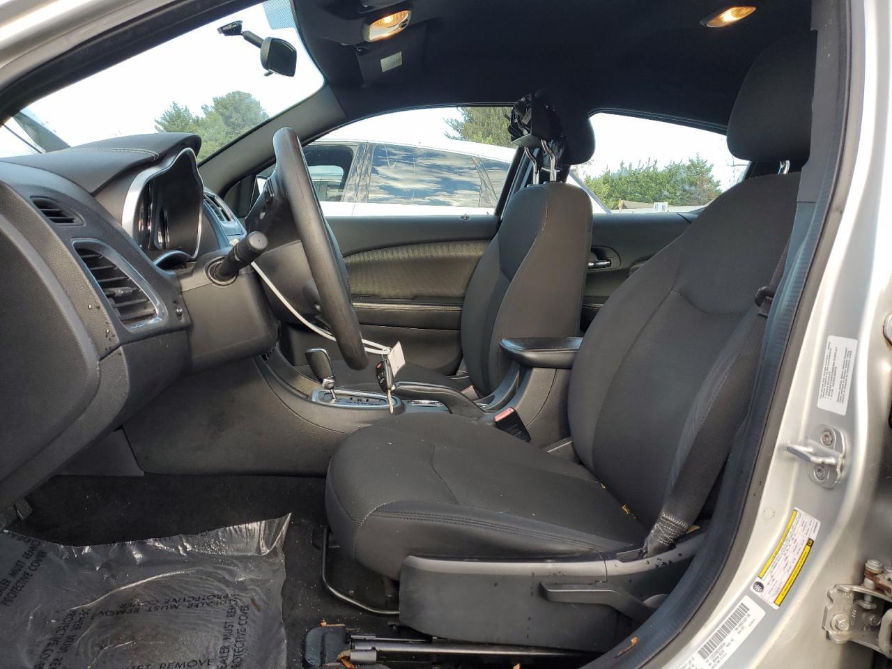 2012 DODGE Avenger