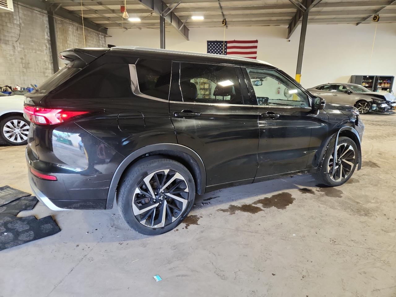 2022 MITSUBISHI outlander