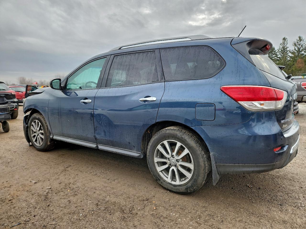 2013 NISSAN PATHFINDER