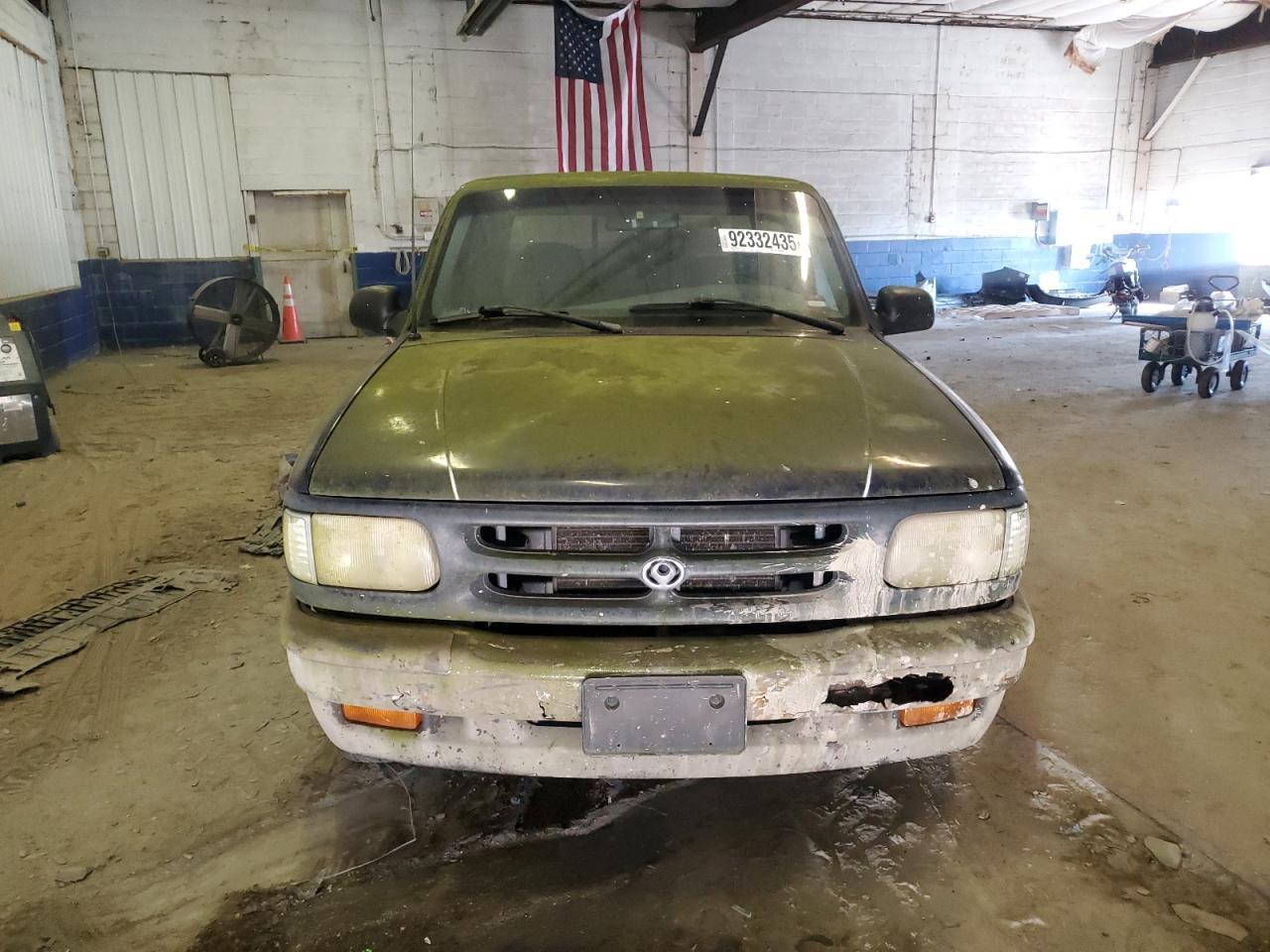 1996 MAZDA B3000