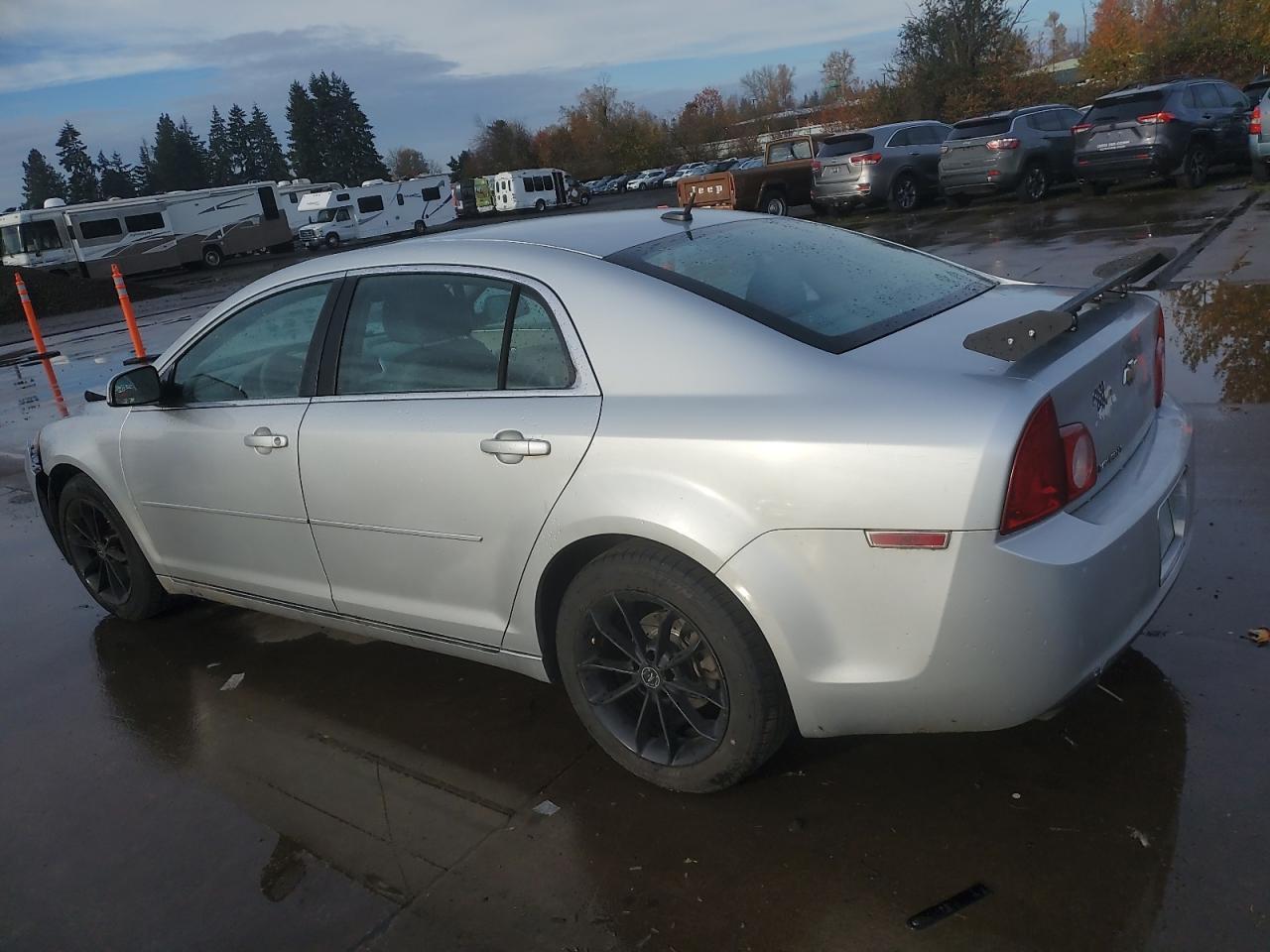 2011 CHEVROLET MALIBU