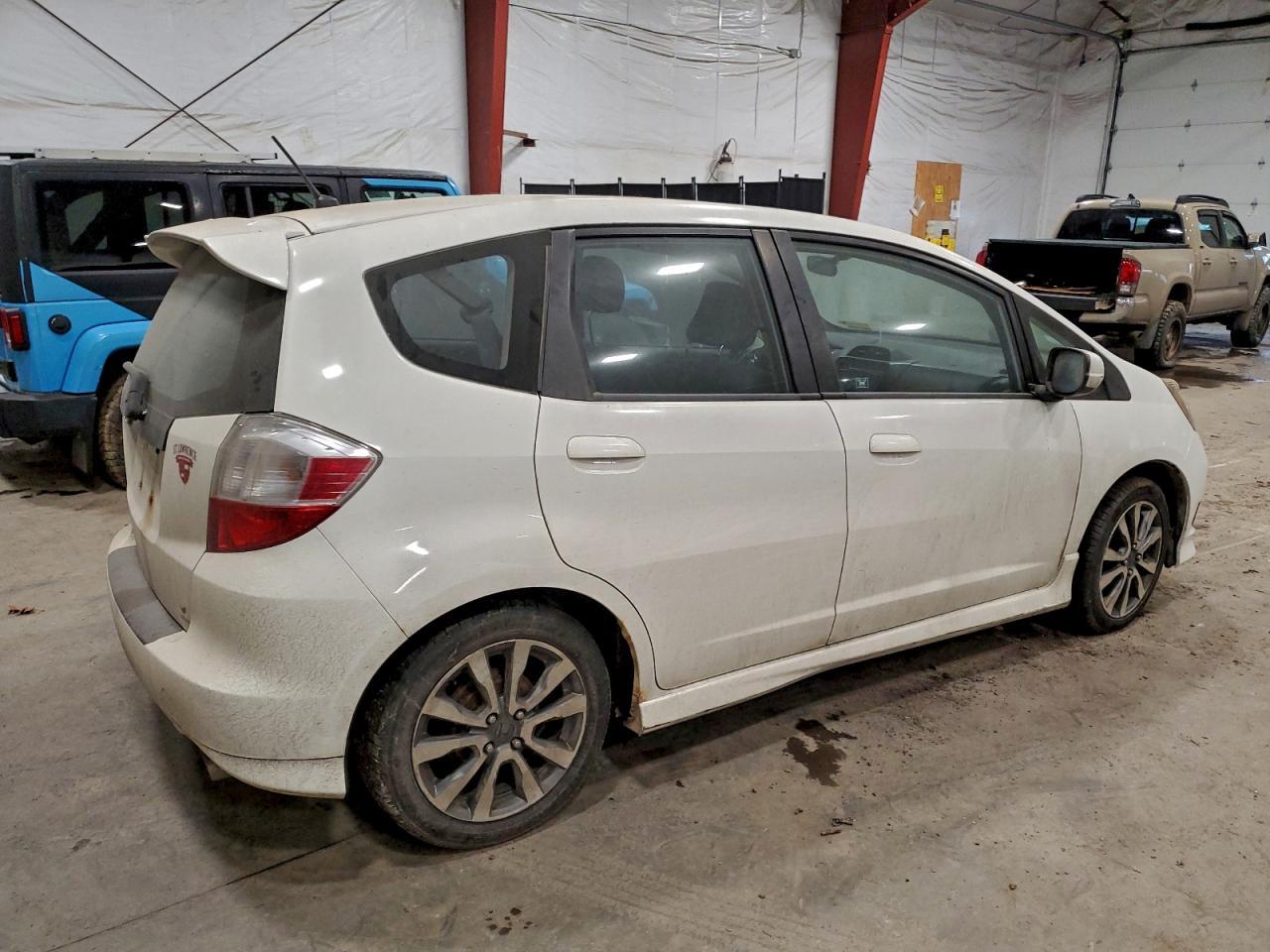2012 HONDA FIT