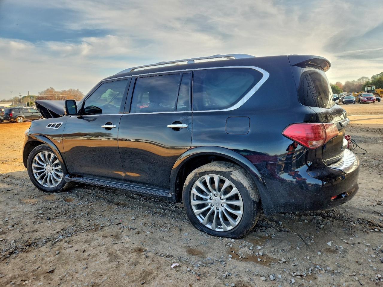 2017 INFINITI QX80
