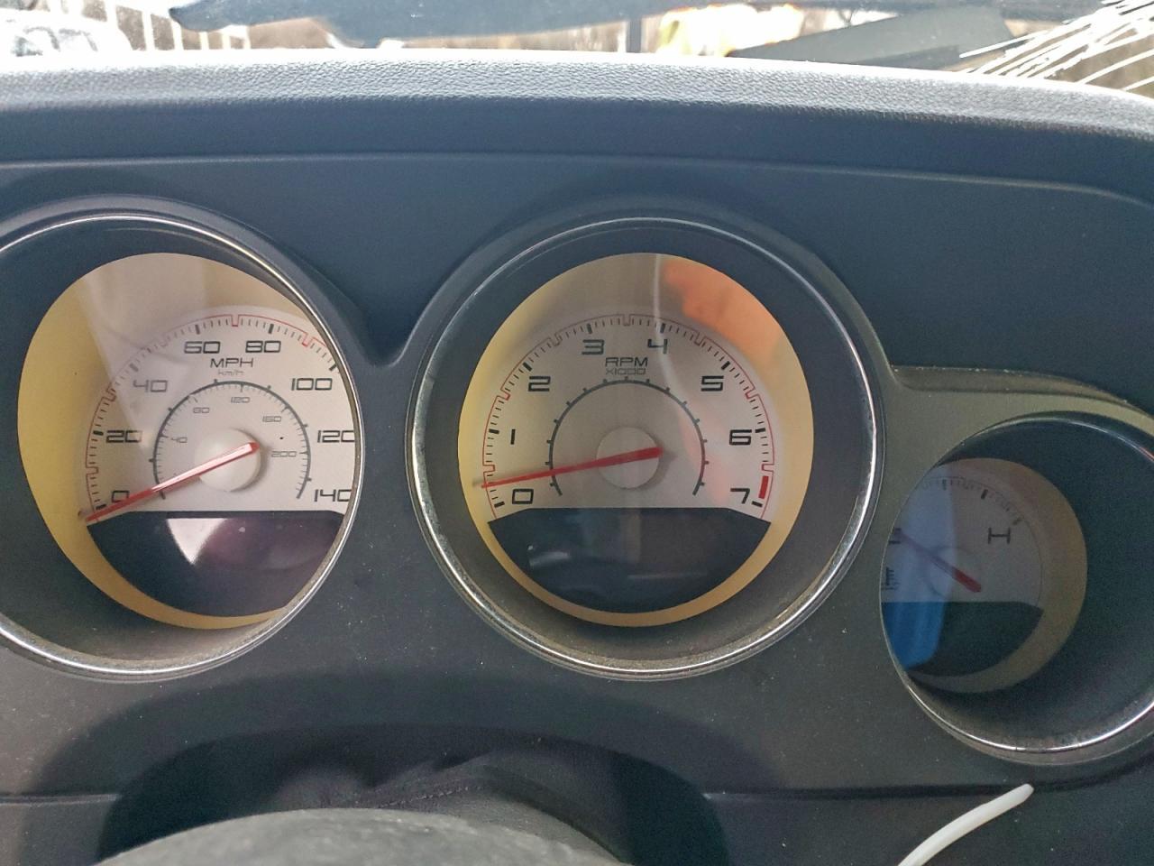 2014 DODGE Challenger
