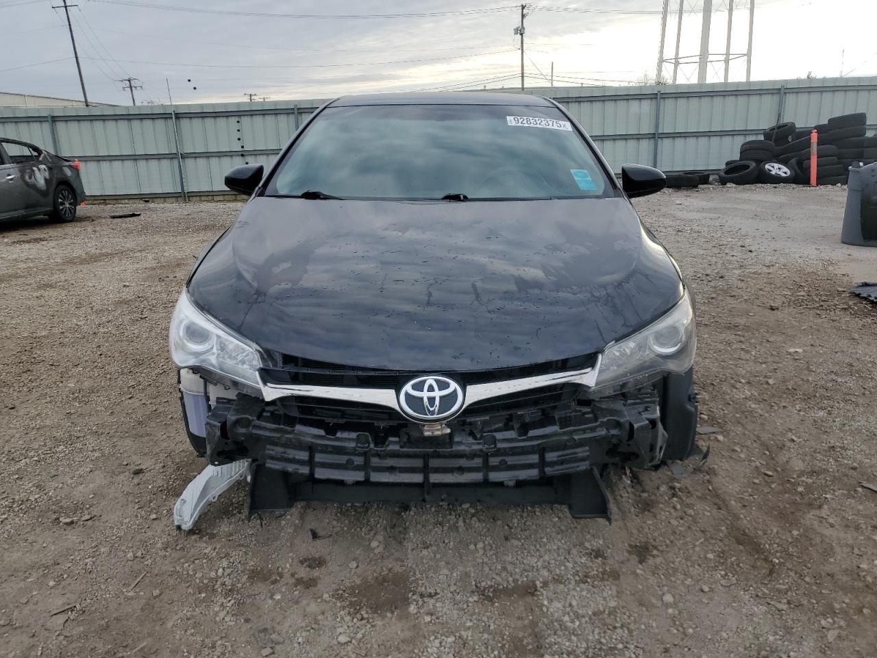 2015 TOYOTA CAMRY