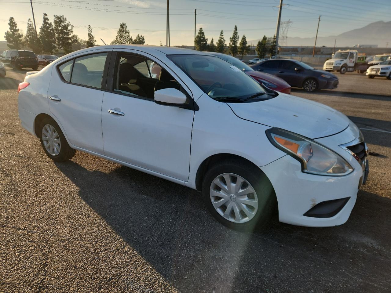2019 NISSAN VERSA