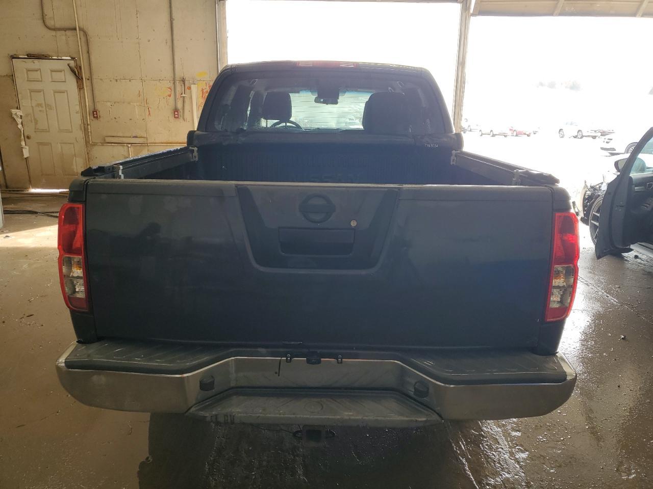 2012 NISSAN Frontier